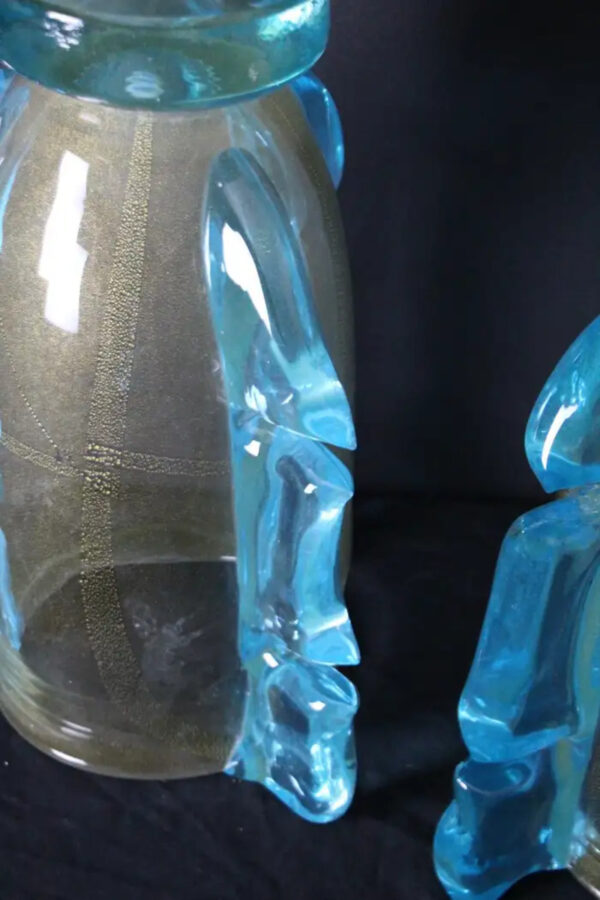 vases en verre bleu turquoise