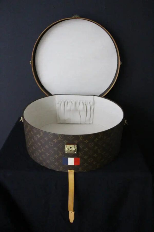 Malle à chapeaux Vuitton ronde