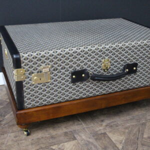 Valise ou malle Goyard en toile à chevrons de 80 cm
