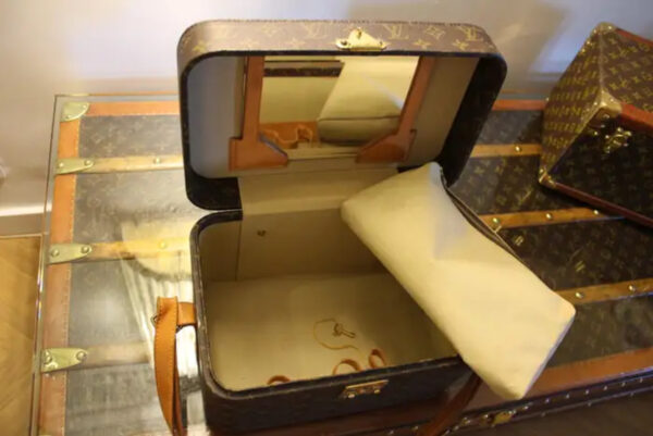 Vanity Case Louis Vuitton d'occasion