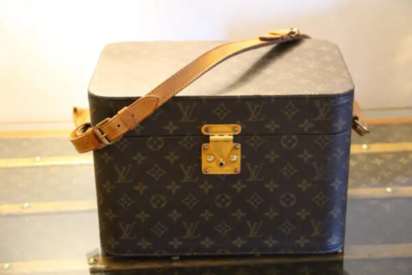 Vanity Case Louis Vuitton d'occasion