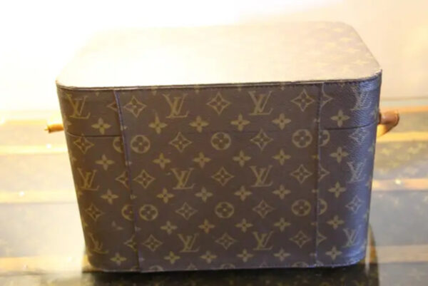 Vanity Case Louis Vuitton d'occasion