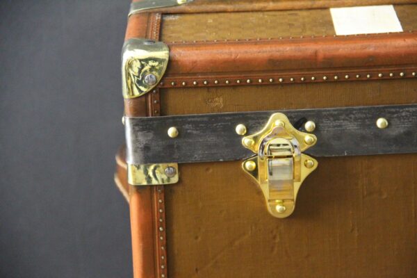 Malle Moynat élégante