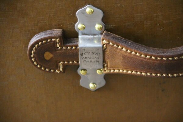 Malle Moynat élégante